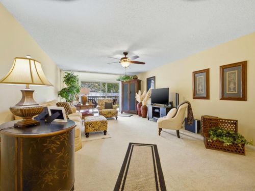 2040-6625 S Oriole Boulevard, Delray Beach, FL, 33446 | Card Image
