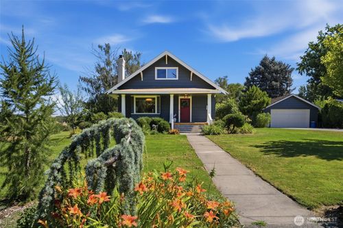 106 7th St, Prosser, WA, 99350-1127 | Card Image
