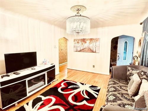29288 29288 Park Street, Roseville, MI, 48066 | Card Image