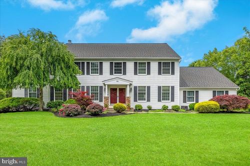 25 Ginnie Ln, West Windsor, NJ, 08550-3250 | Card Image