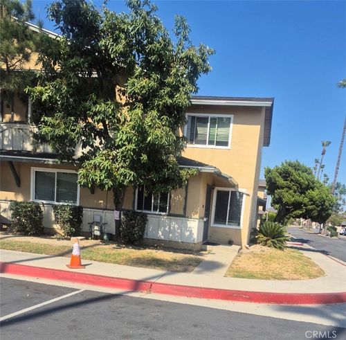 12834 Rancho, Norwalk, CA, 90650 | Card Image