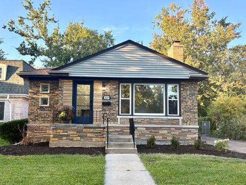 2039 Marston Ln, Flossmoor, IL, 60422-1331 | Card Image