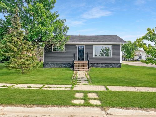 5 1 Ave Sw, Falher, AB, T0H1M0 | Card Image