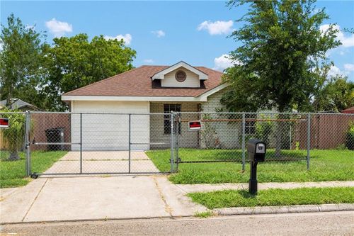 3823 Seles Dr, Weslaco, TX, 78599-3116 | Card Image