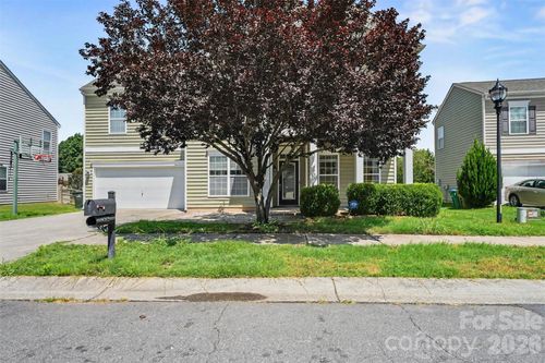 8312 Compton Acres Ln, Waxhaw, NC, 28173-7092 | Card Image