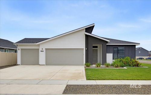 7669 E Flyway St, Nampa, ID, 83687-4862 | Card Image
