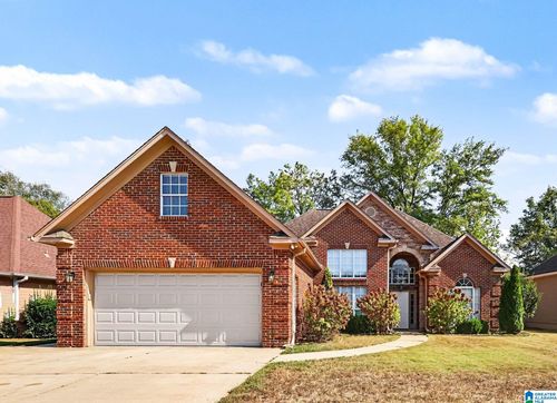8233 Wynwood Dr, Helena, AL, 35080-3375 | Card Image