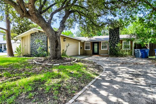 3250 Saint Croix Dr, Dallas, TX, 75229-2548 | Card Image