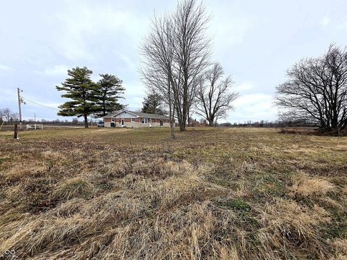 11 S 1050 W, Jamestown, IN, 46147 | Card Image