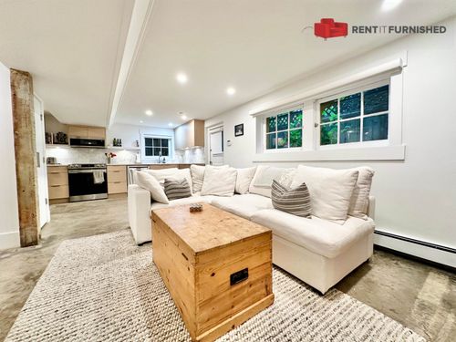 2036 W 15th Ave, Vancouver, BC, V6J2L5 | Card Image