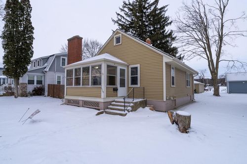 1119 Pleasant Street, Lake Geneva, WI, 53147 | Card Image