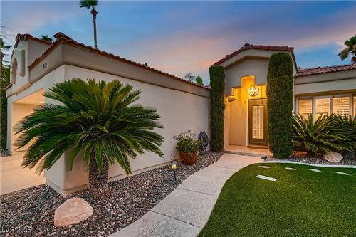 7652 Painted Dunes Dr, Las Vegas, NV, 89149-6418 | Card Image