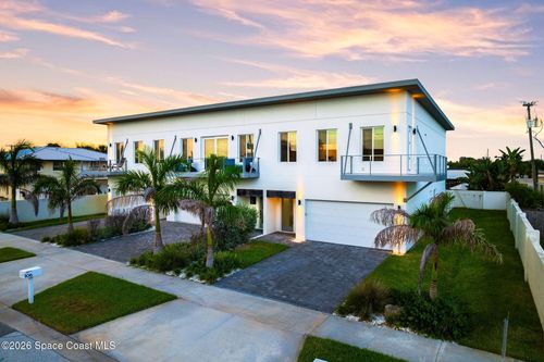 104 4th Ave, INDIALANTIC, FL, 32903-3112 | Card Image