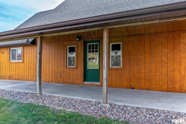 401 N 11 Th St, House other with 2 bedrooms, 2 bathrooms and null parking in Clinton IA | Image 6