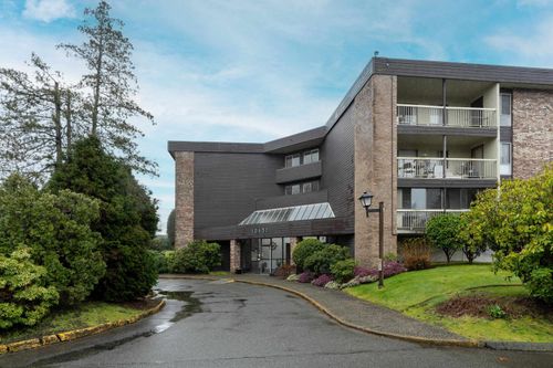 107-10631 No. 3 Rd, Richmond, BC, V7A4L8 | Card Image
