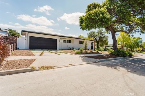 6021 E Oakbrook St, Long Beach, CA, 90815-2226 | Card Image