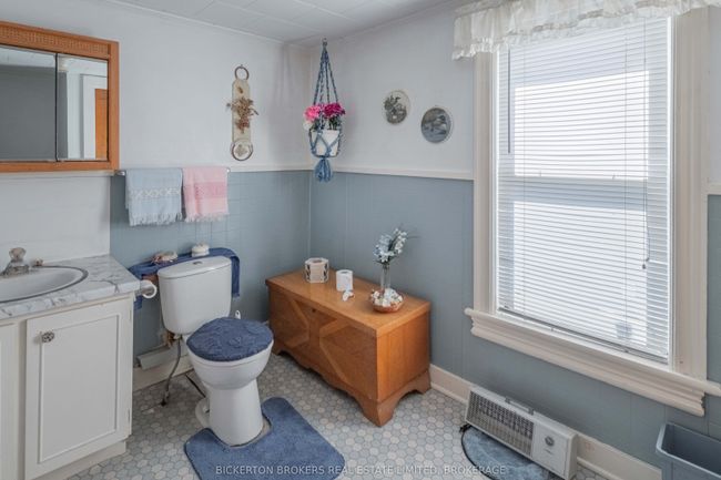 13 Garden St, House other with 3 bedrooms, 2 bathrooms and 4 parking in Lansdowne ON | Image 7