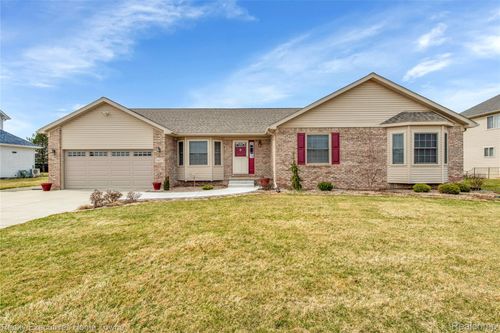 2877 Tanglewood Dr, Kimball, MI, 48074-1536 | Card Image