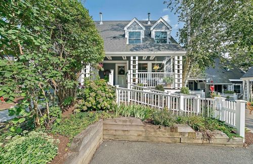 2-2 Rivers Edge Rd, Hull, MA, 02045-3406 | Card Image