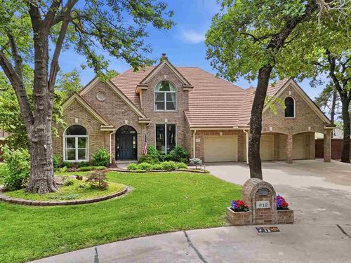 12 Woodcrest, Ponca City, OK, 74604-5114 | Card Image