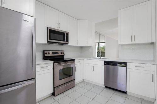 apt-a308-2900 Nw 42nd Ave, Coconut Creek, FL, 33066-2190 | Card Image