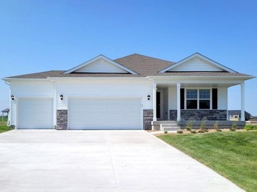 3682 Rueben Drive, Marion, IA, 52302 | Card Image