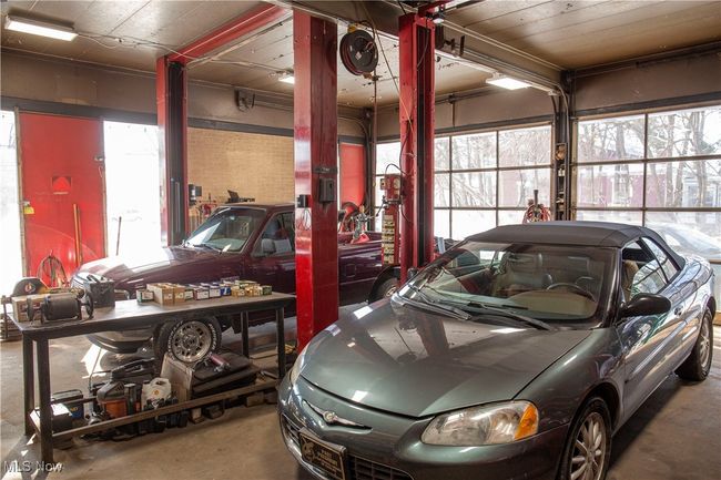 View of garage | Image 12
