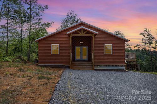 7025 Martin Ln, Morganton, NC, 28655-5808 | Card Image