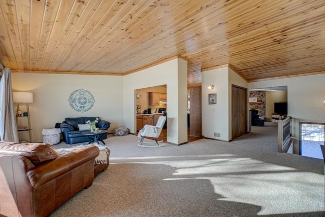 1822 Riviera Ave S, House other with 3 bedrooms, 3 bathrooms and null parking in Lake Saint Croix Beach MN | Image 9