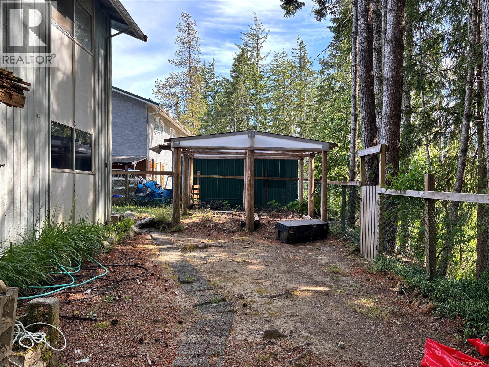 Residential in Gold River 2