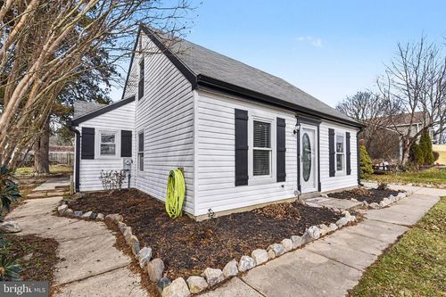 906 Edmund St, ABERDEEN, MD, 21001-3550 | Card Image