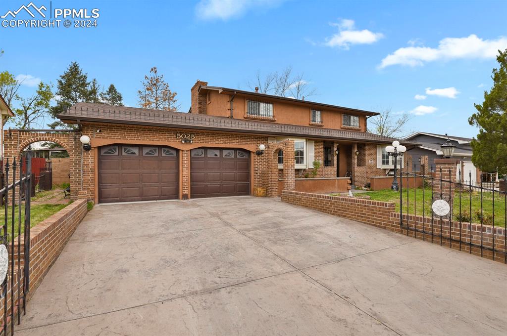 Manzana Dr, Colorado Springs, CO 80911