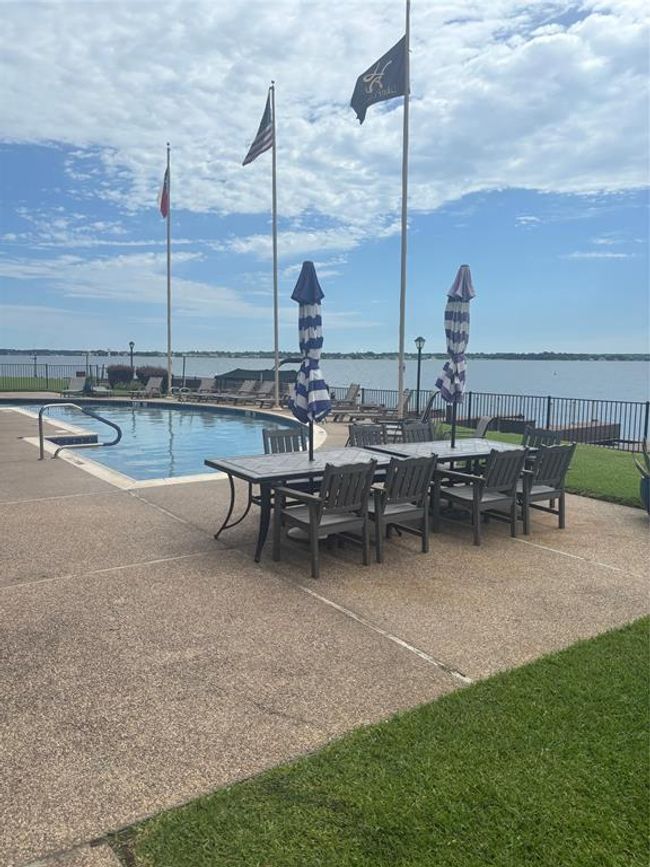 APT-123F - 801 River Rd, Townhouse with 2 bedrooms, 2 bathrooms and null parking in Montgomery TX | Image 24