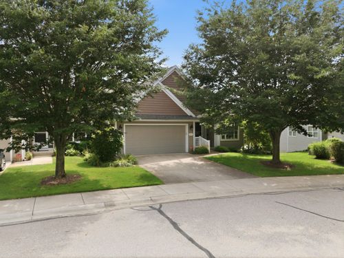 2175 Gray Oak Cv, Portage, MI, 49024-6202 | Card Image