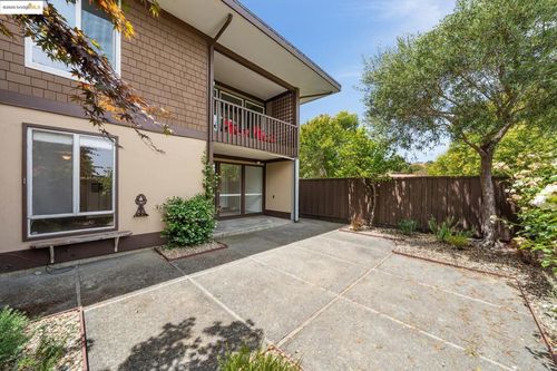 3 Forest Ln, San Rafael, CA, 94903-3238 | Card Image