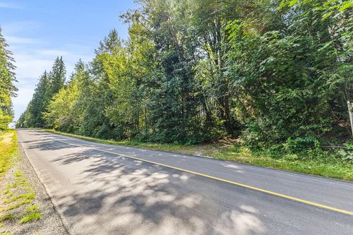 11167 284 St, Maple Ridge, BC, V2W1T9 | Card Image