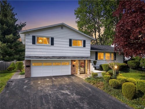 210 Colony Park Dr, Liverpool, NY, 13088-5410 | Card Image