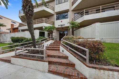 apt-303-512 Esplanade, Redondo Beach, CA, 90277-4064 | Card Image