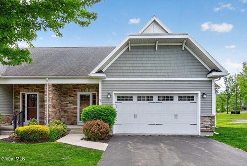 92 Lorenzo Drive, North Greenbush, NY, 12180 | Card Image