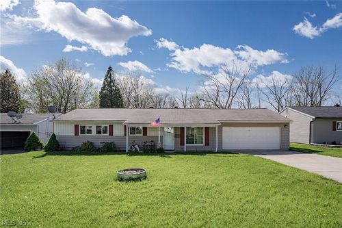 6250 Oxford Ct, Bedford Heights, OH, 44146-3109 | Card Image
