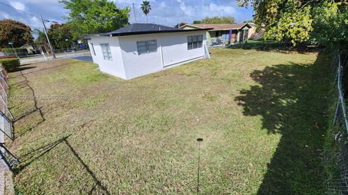 2-10490 Sw 173rd Ter, Miami, FL, 33157-4154 | Card Image