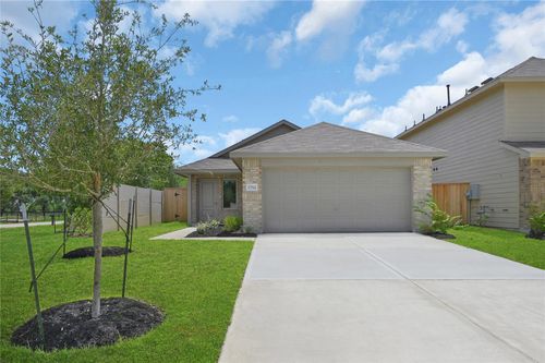 17942 Becker Landing Dr, Hockley, TX, 77447-1200 | Card Image
