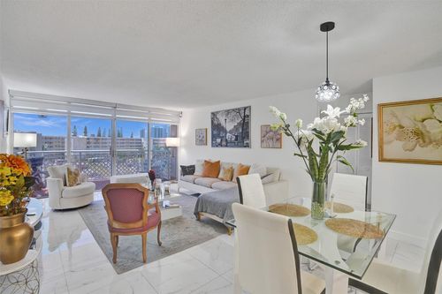 503-18041 Biscayne Blvd, Aventura, FL, 33160-5202 | Card Image