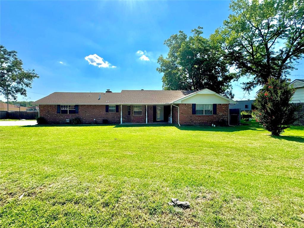 Grisso Dr, Seminole, OK 74868