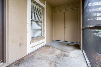 102 - 14323 Hanging Moss Circle, Condo with 3 bedrooms, 2 bathrooms and null parking in Tampa FL | Image 3