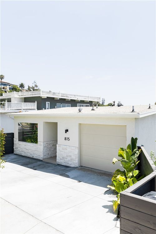 815 Park Ave, Laguna Beach, CA, 92651-2101 | Card Image