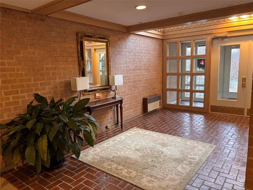 apt-2h-300 Livingston Ave, Mamaroneck, NY, 10543-3548 | Card Image