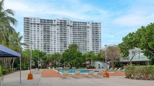 apt-817e-2851 Ne 183rd St, Aventura, FL, 33160-2139 | Card Image