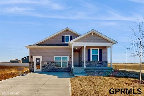 11631 Port Royal Drive, Papillion, NE, 68046 | Card Image