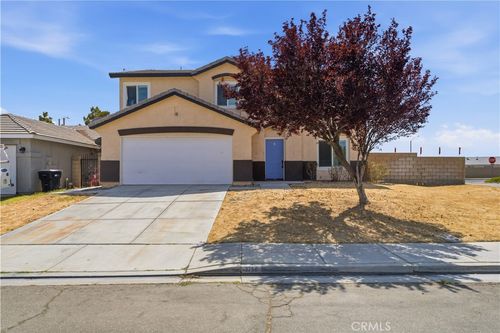 3756 Bottlebrush St, Rosamond, CA, 93560-7677 | Card Image